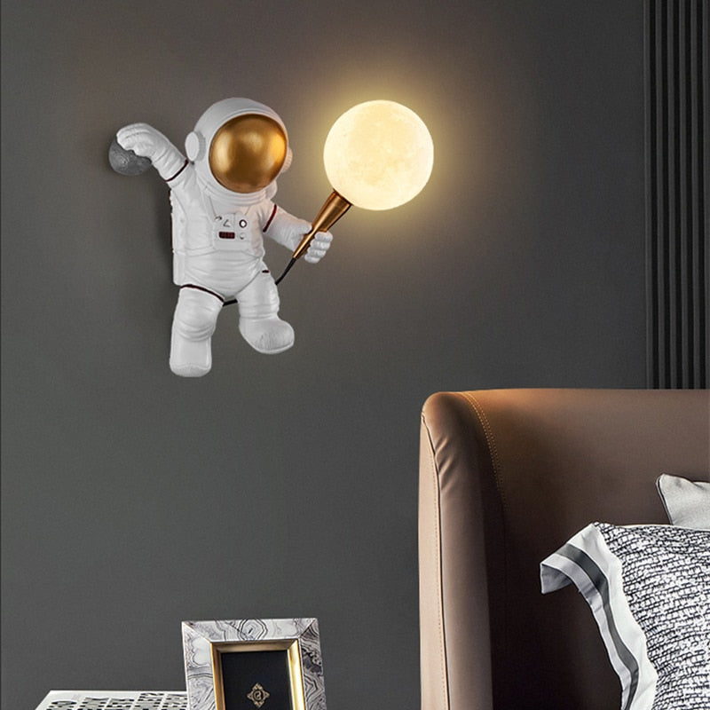 Nordic LED personality astronaut moon